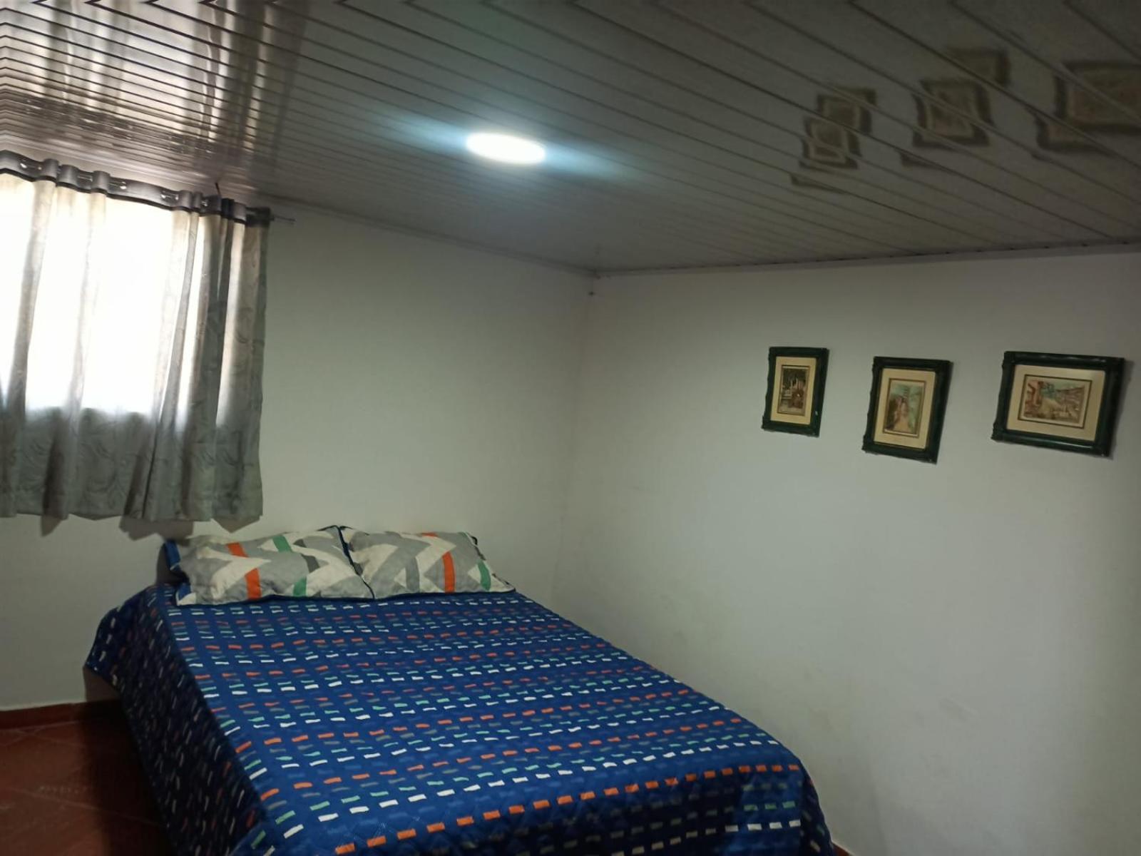 Hospedaje Y Camping Del Rio 몬구이 외부 사진