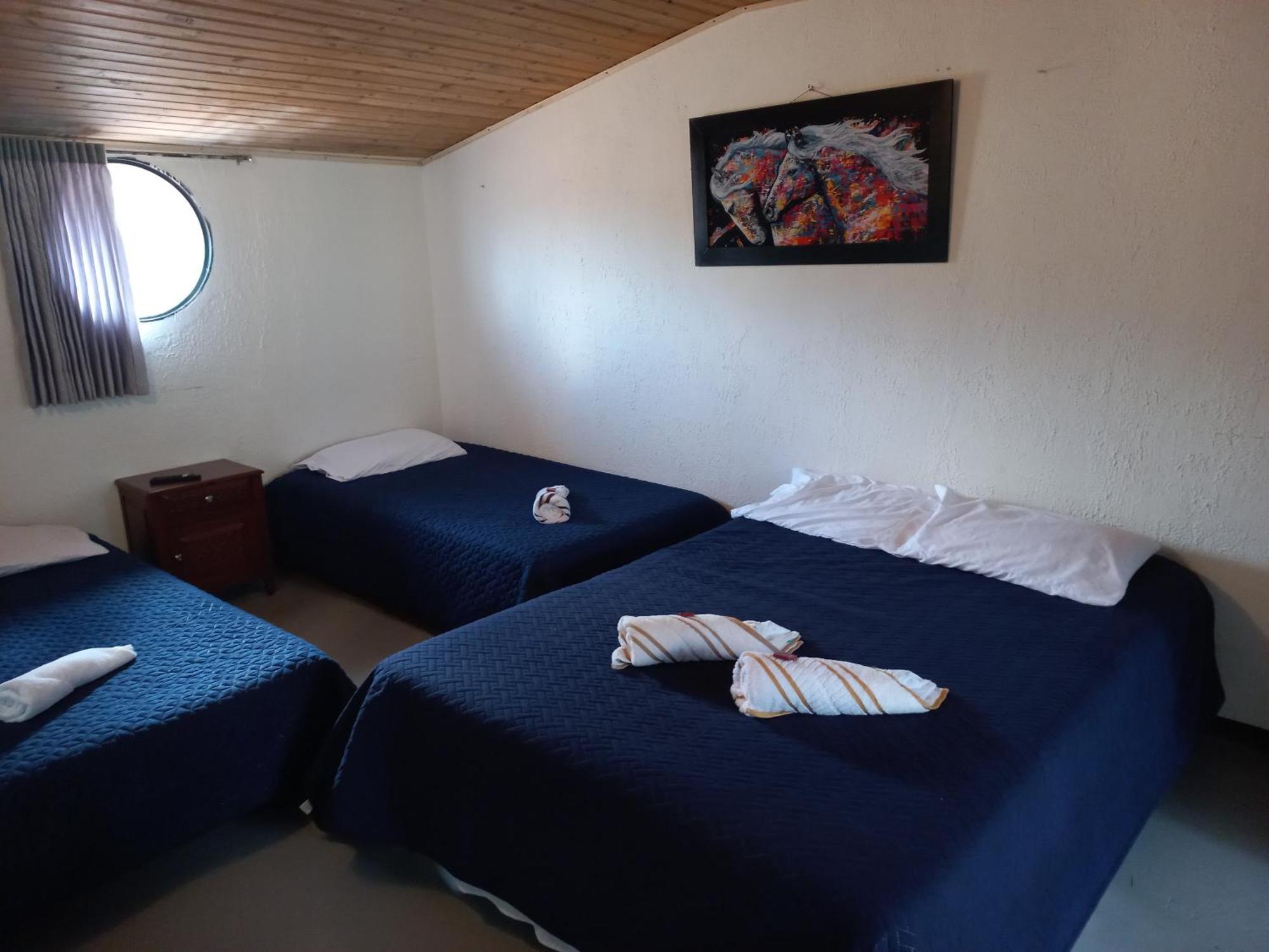 Hospedaje Y Camping Del Rio 몬구이 외부 사진