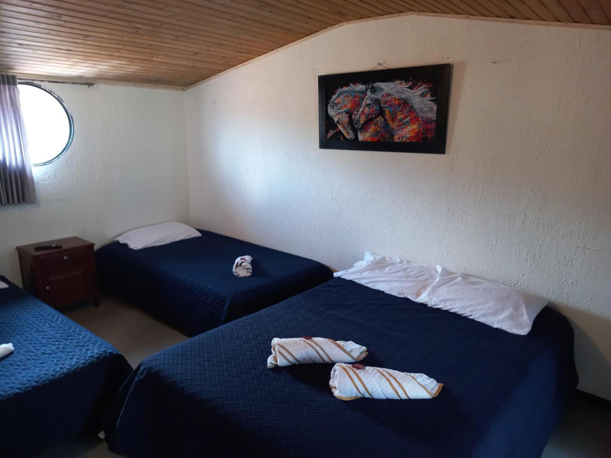 Hospedaje Y Camping Del Rio 몬구이 외부 사진