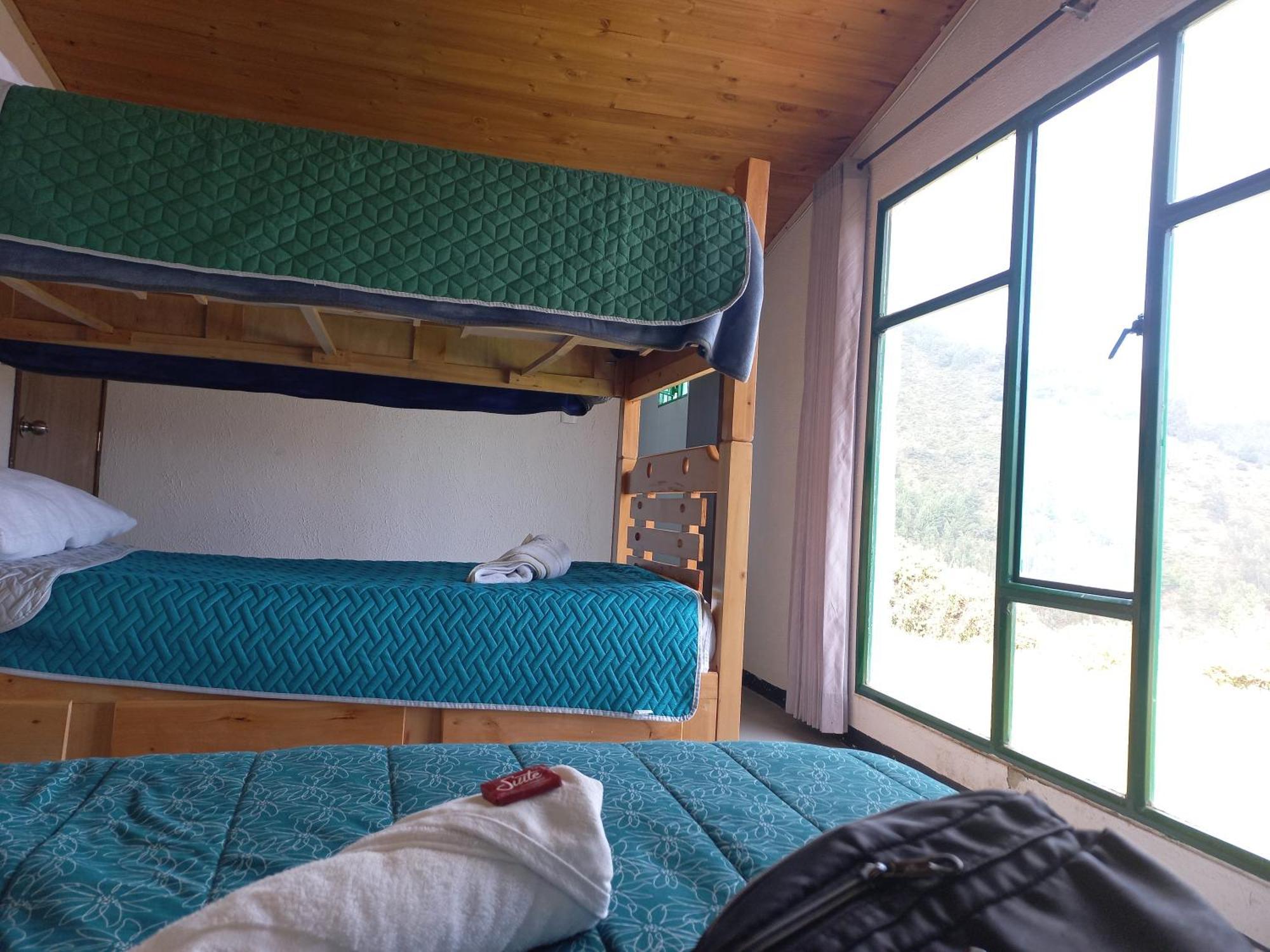 Hospedaje Y Camping Del Rio 몬구이 외부 사진
