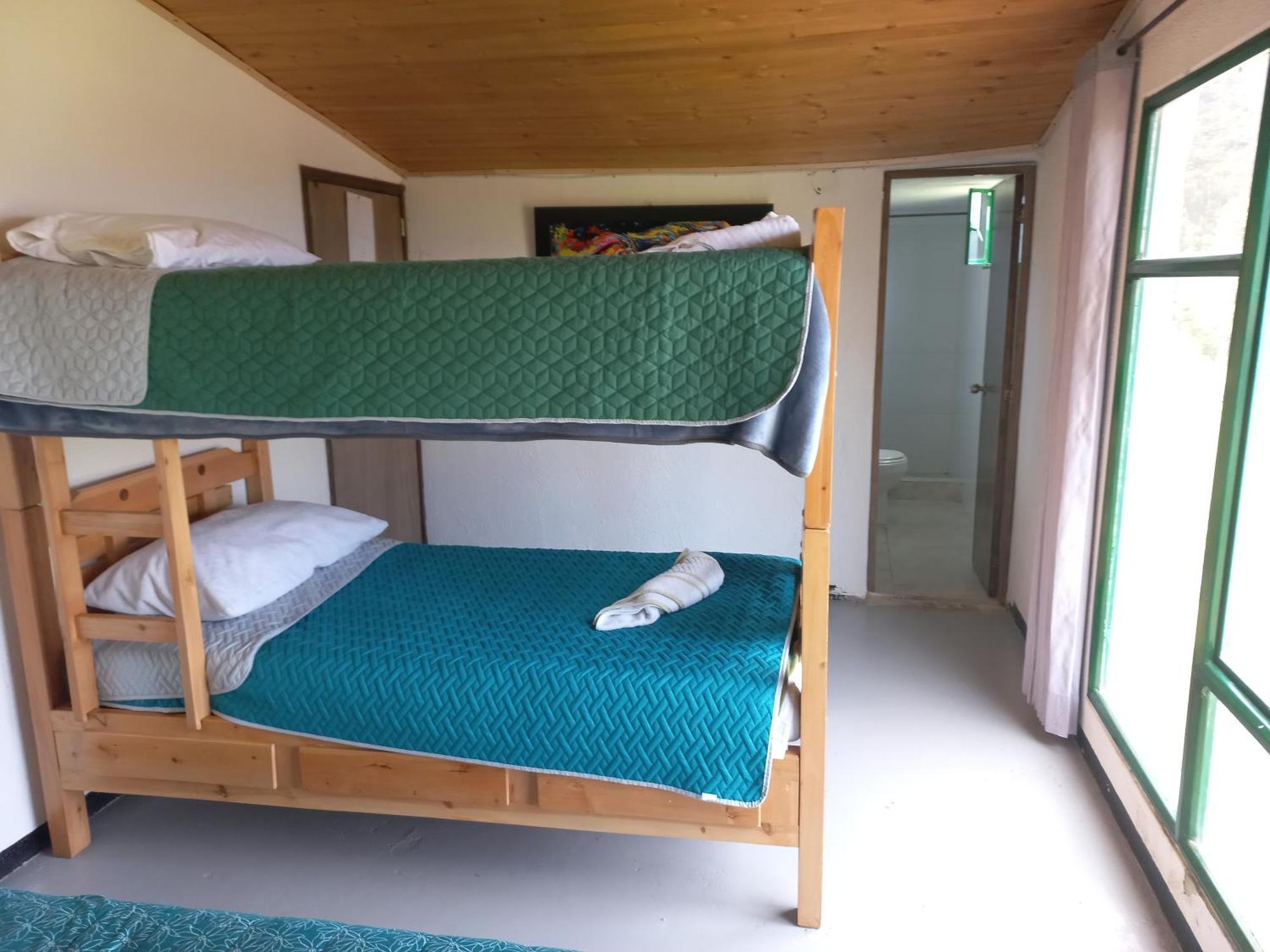 Hospedaje Y Camping Del Rio 몬구이 외부 사진
