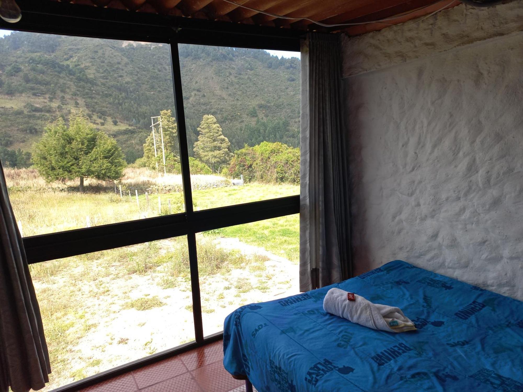 Hospedaje Y Camping Del Rio 몬구이 외부 사진