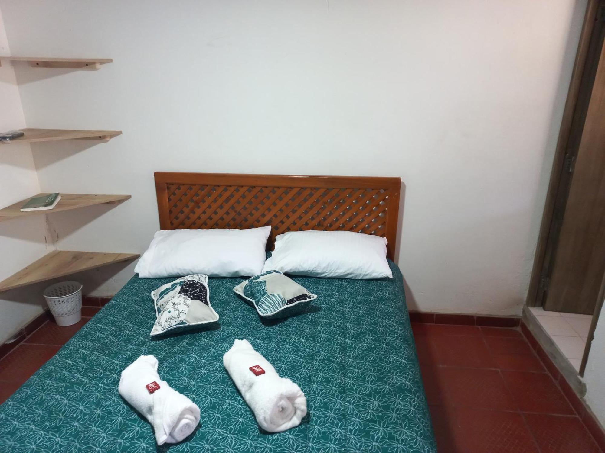 Hospedaje Y Camping Del Rio 몬구이 외부 사진