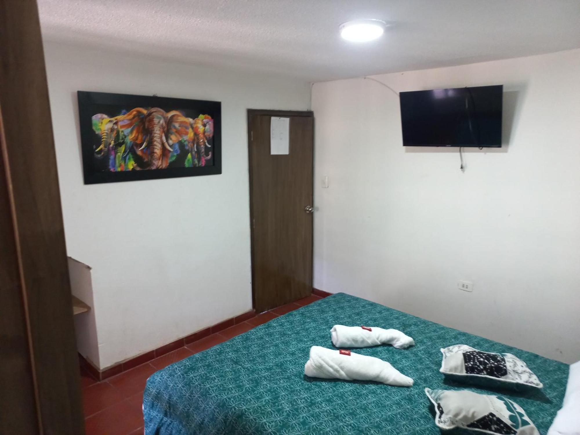 Hospedaje Y Camping Del Rio 몬구이 외부 사진
