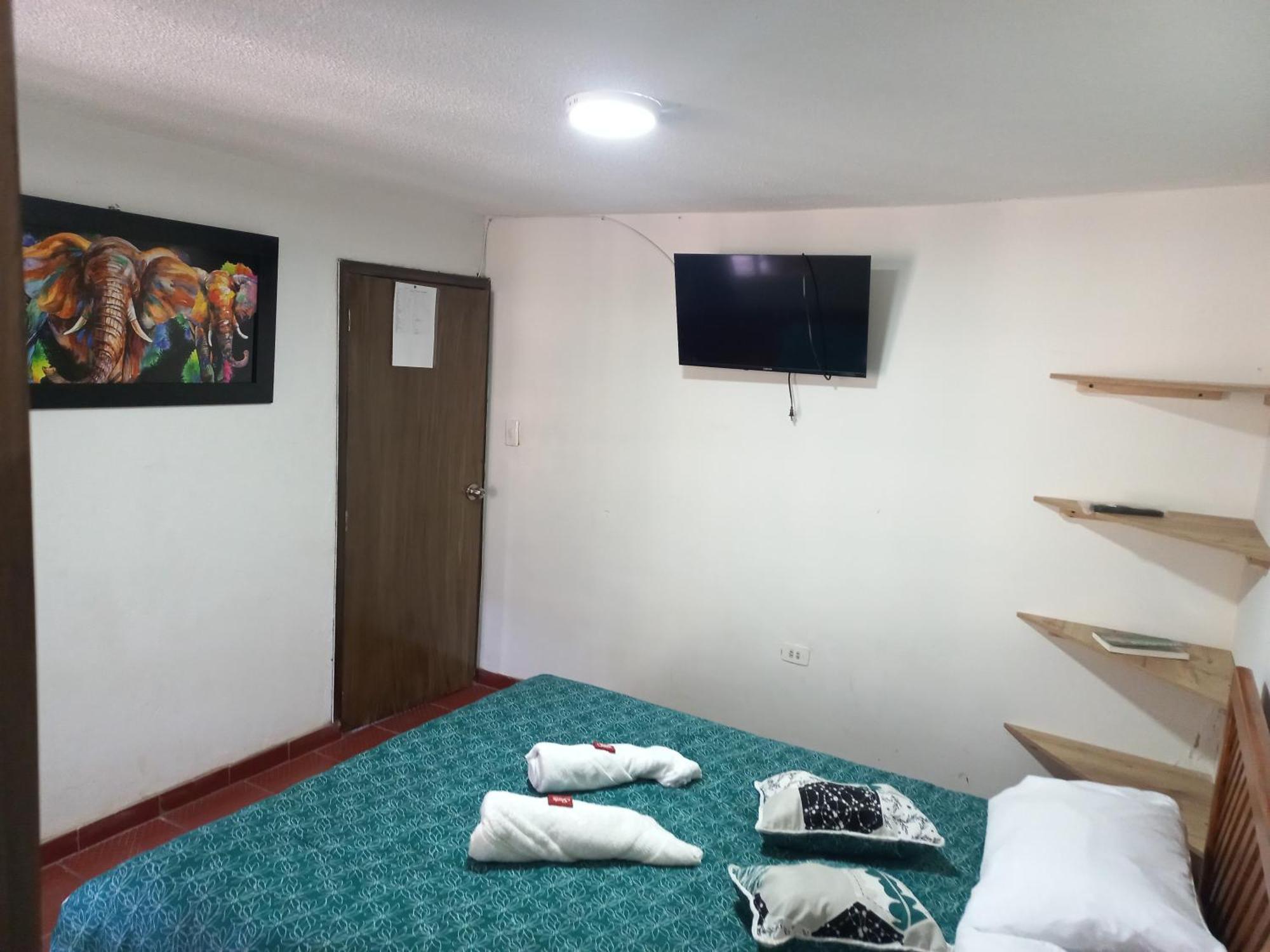 Hospedaje Y Camping Del Rio 몬구이 외부 사진